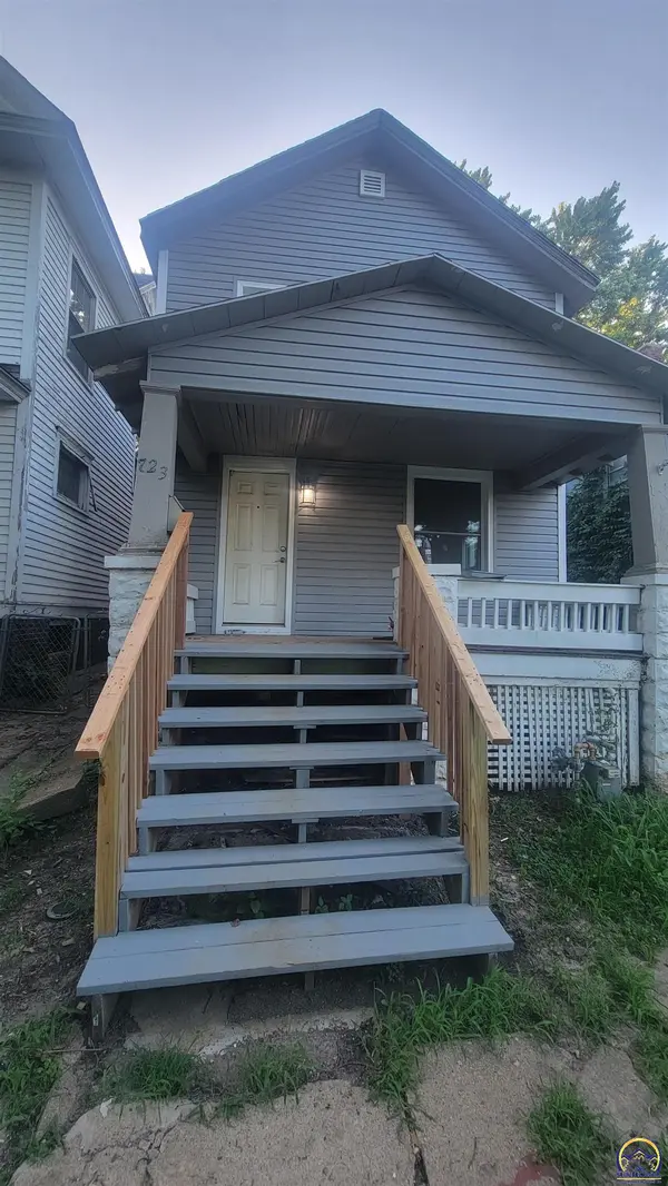 223 SW Harrison ST, Topeka, KS 66603
