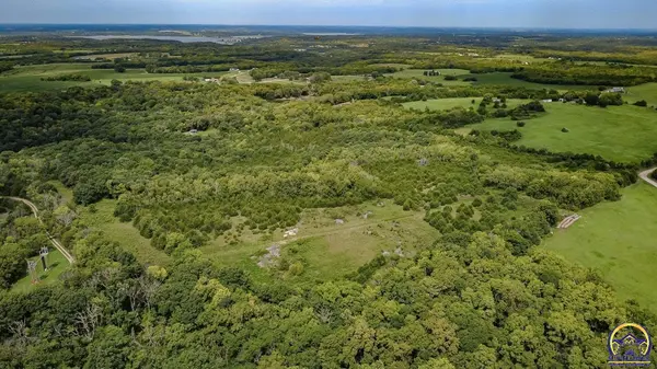 0000 Kiowa Rd, Oskaloosa, KS 66066