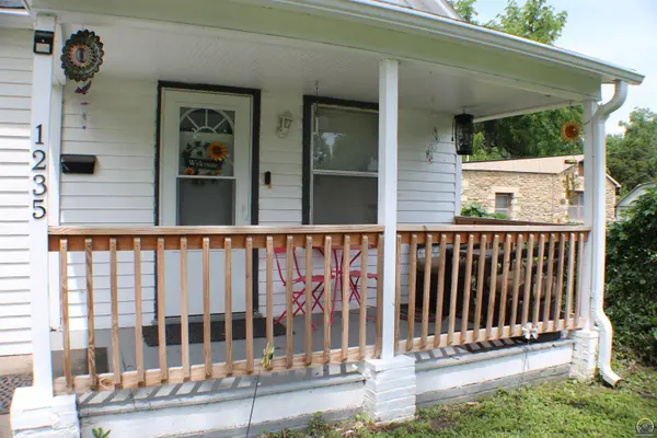 1235 NE Madison ST, Topeka, KS 66608