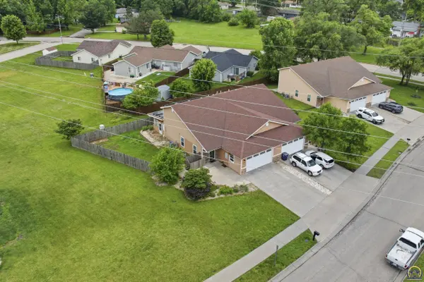 2721 Buttonwood Dr, Manhattan, KS 66502