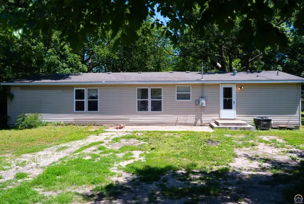 429 NE Grattan ST, Topeka, KS 66616