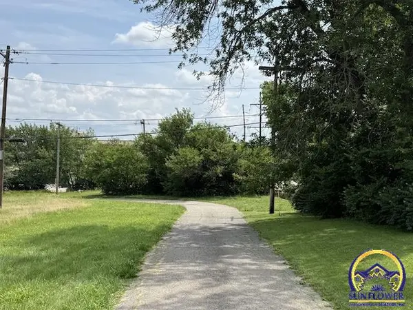 3605 SW Topeka BLVD, Topeka, KS 66611