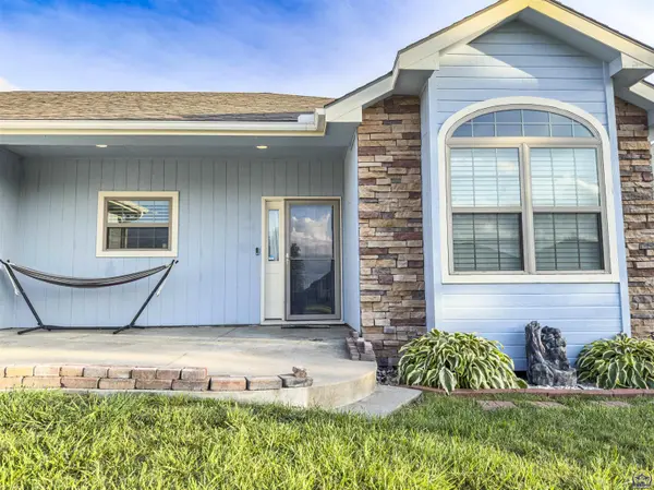 2911 SW Whitney AVE, Topeka, KS 66614