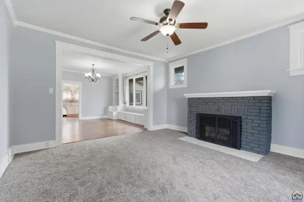 313 S Adams St, Junction City, KS 66441