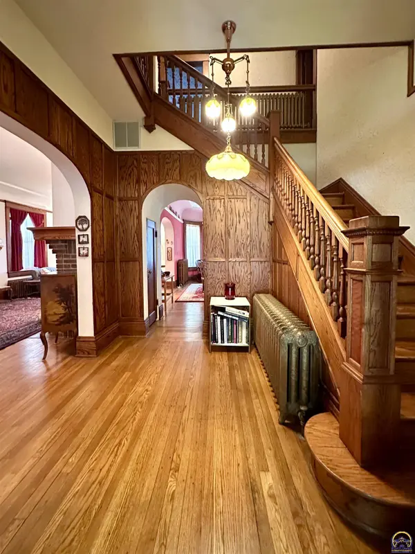 605 N Columbia ST, Council Grove, KS 66846