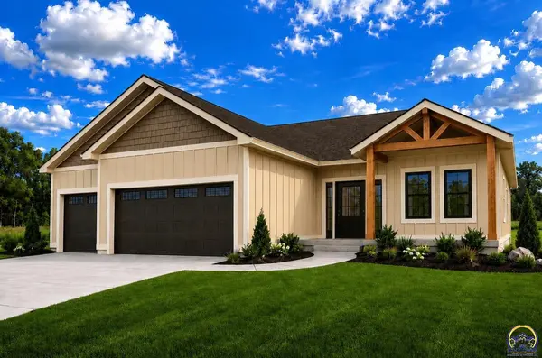 6215 SW 46th CT, Topeka, KS 66614