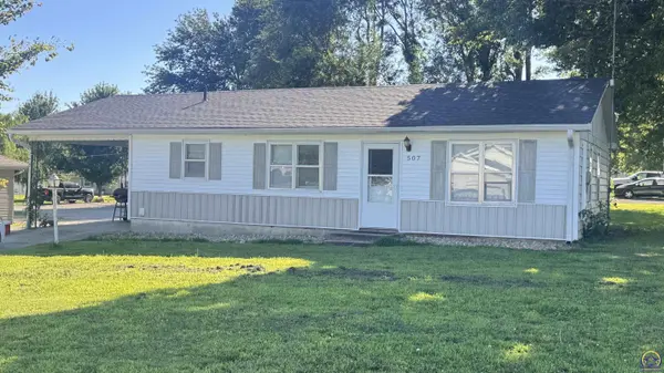 507 N Elmira St, Highland, KS 66035-4024