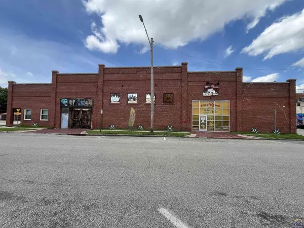 402 Merchant, Emporia, KS 66801
