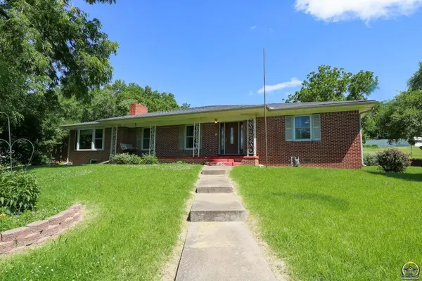 414 Southwest Blvd, Madison, KS 66860