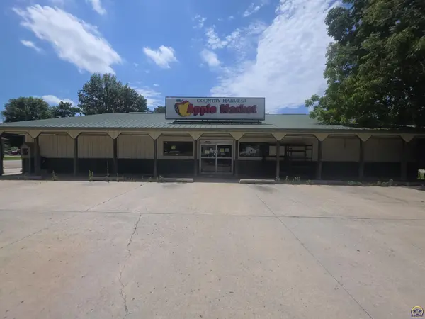 315 S Union ST, Mclouth, KS 66054