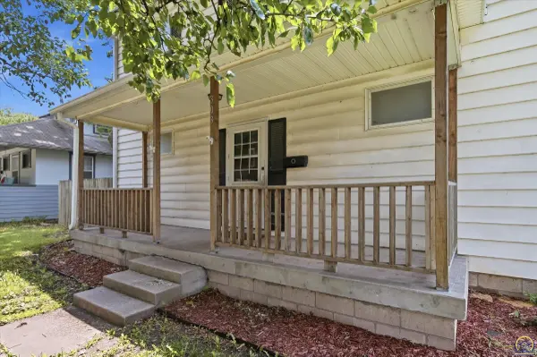 303 Market ST, Osage City, KS 66523
