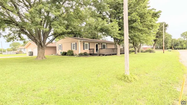13765 S Morrill RD, Carbondale, KS 66414