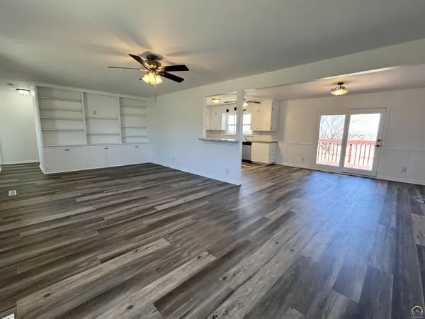 151 N 5th ST, New Strawn, KS 66839
