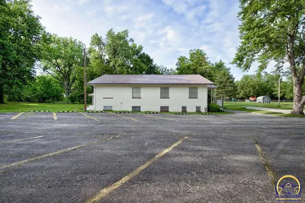 3113 SE Keystone AVE, Topeka, KS 66605