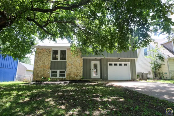 837 Quail Creek RD, Emporia, KS 66801