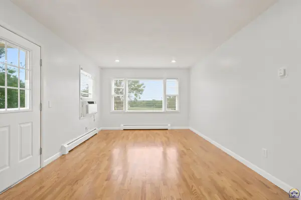 6790 Flush RD, St George, KS 66535