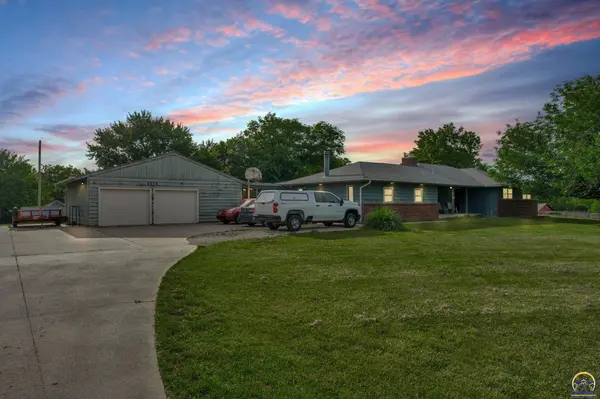 2715 SE Downing RD, Topeka, KS 66605