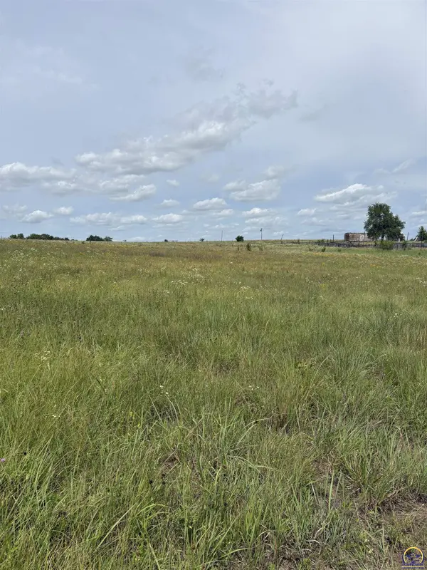 00000 N Fast DR #Lot 8 Cul de sac, Burlingame, KS 66413