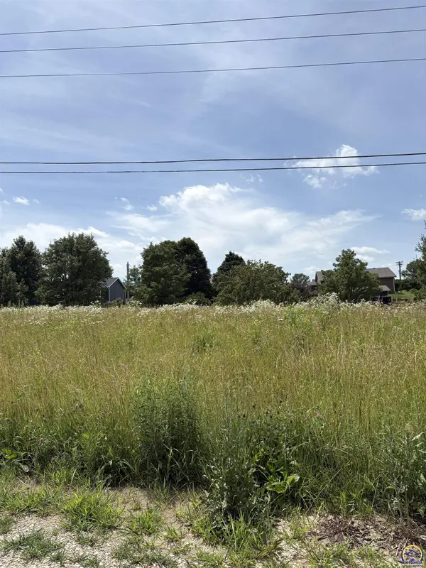 00000 N Seneca St #Lot 8 Seneca, Burlingame, KS 66413