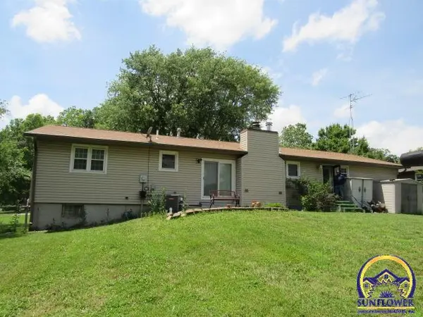 3116 SE California AVE, Topeka, KS 66605