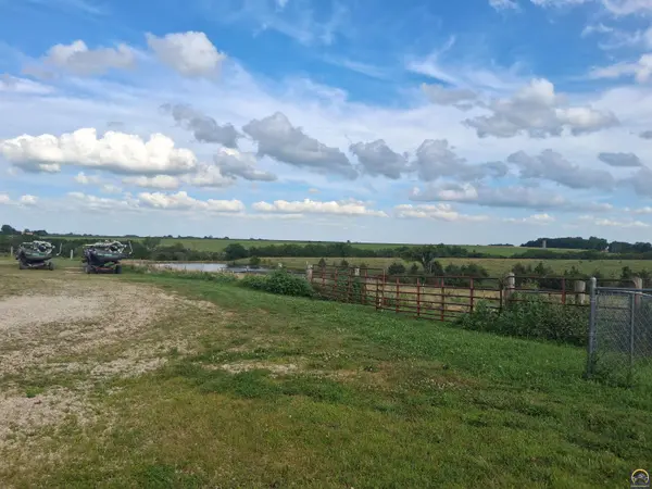 6841 E Hwy 56, Overbrook, KS 66524