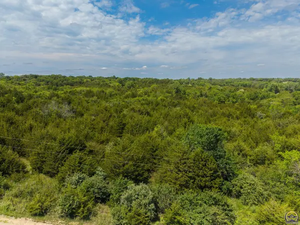 00000 105th St, Berryton, KS 66409