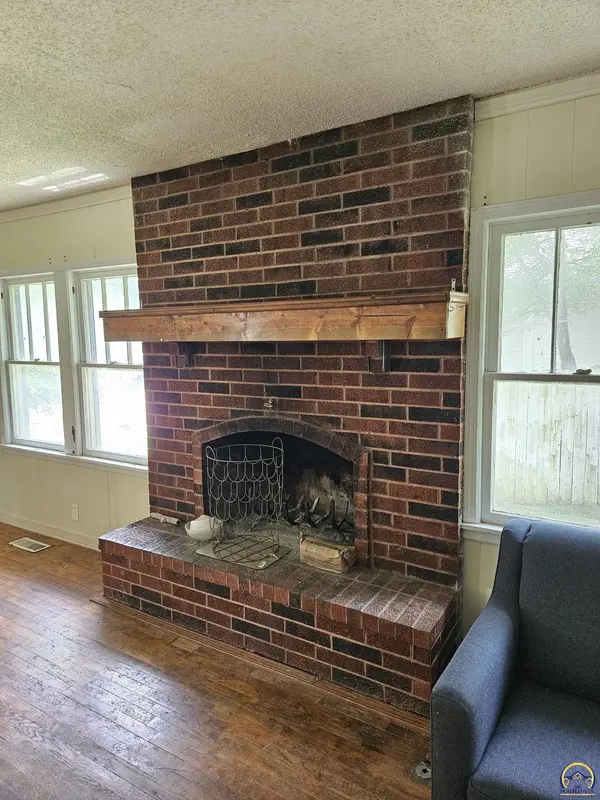 1320 9th Ave, Leavenworth, KS 66048