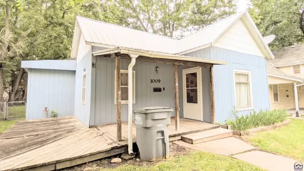 1009 Exchange ST, Emporia, KS 66801