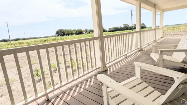 1393 Road 160, Emporia, KS 66801