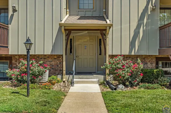 5651 SW Foxcroft South CIR ##205, Topeka, KS 66614