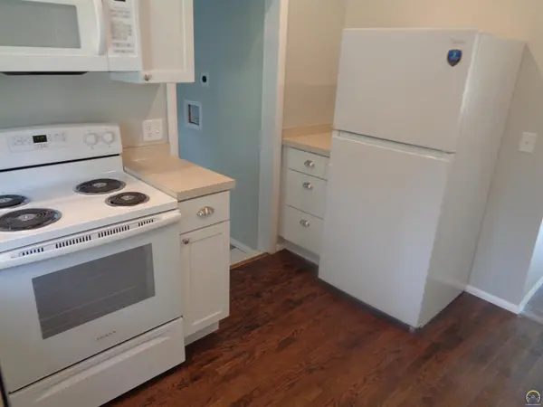 804 E Broadway St, Newton, KS 67114