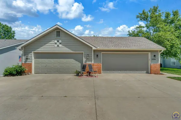 5104 Congressional Pl, Lawrence, KS 66049