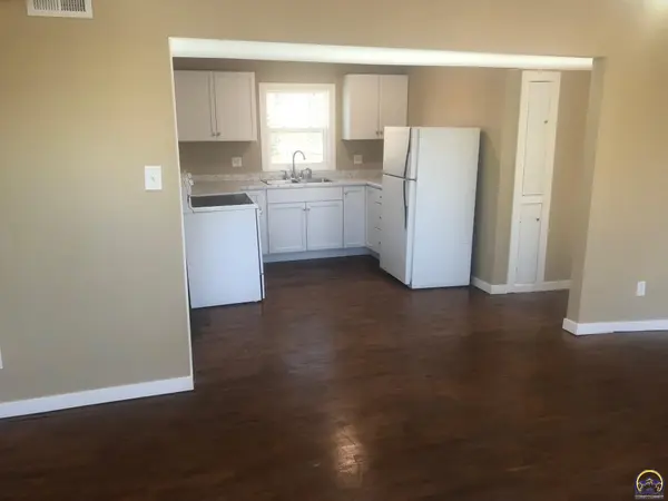2800/2802 SE Massachusetts AVE, Topeka, KS 66605