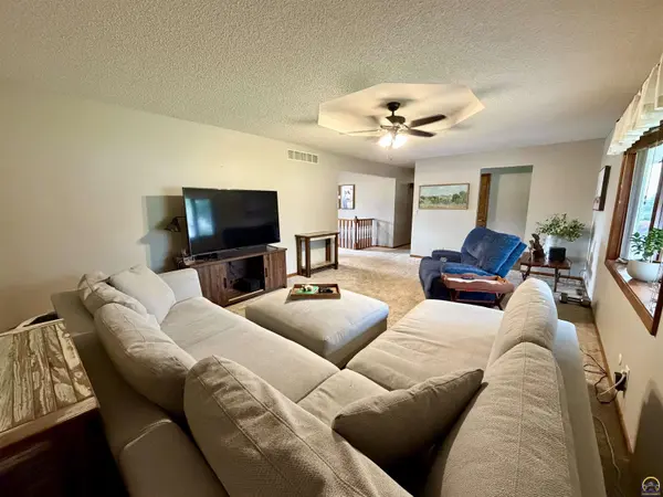 3525 W 20th Ave, Emporia, KS 66801