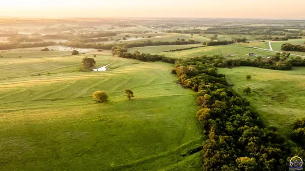 0000 I RD, Holton, KS 66436