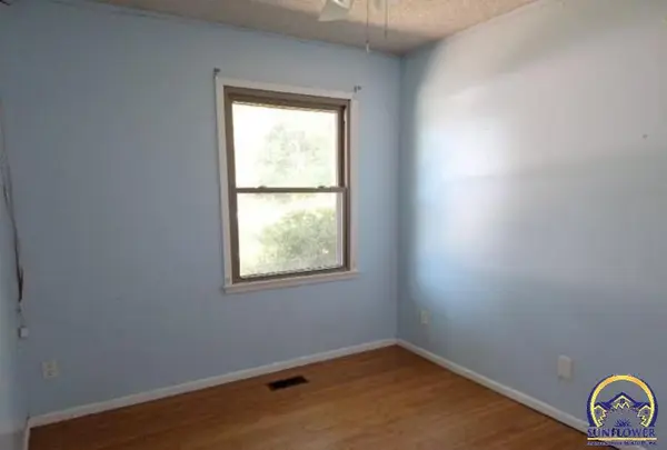 3601 SE Granger ST, Topeka, KS 66605