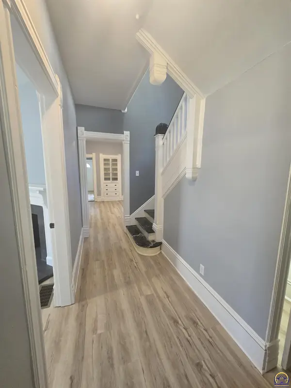 619 SW Buchanan ST, Topeka, KS 66606