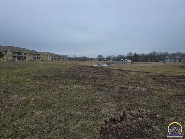 823 W 17th ST, Ottawa, KS 66067-3808