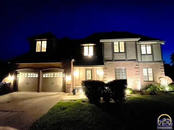 3635 SW Indian Hills RD, Topeka, KS 66614