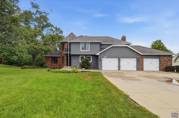 7536 SW Blue Inn PL, Topeka, KS 66614