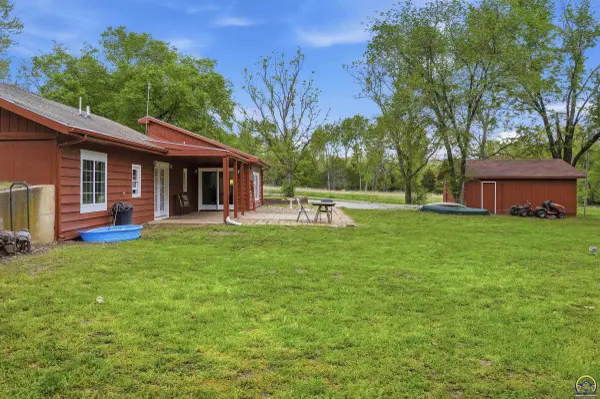 757 N Hanover ST, Auburn, KS 66402