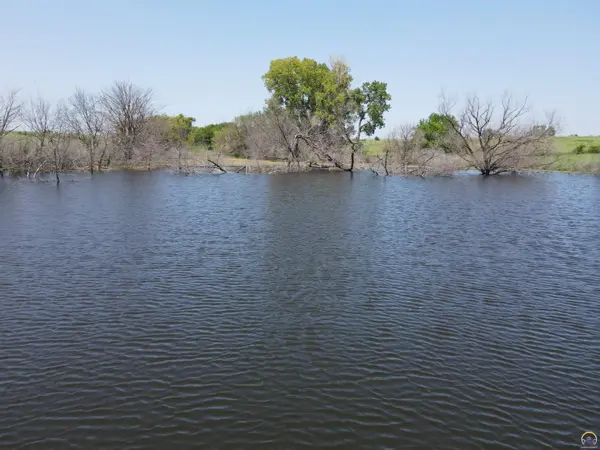 00000 102nd RD, Hoyt, KS 66440