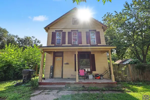 1228 NE Winfield AVE, Topeka, KS 66616