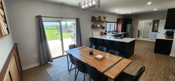 7539 SE Berryton RD, Berryton, KS 66409