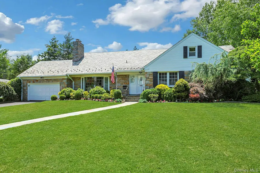 72 Brookfield RD, Mount Vernon, NY 10552