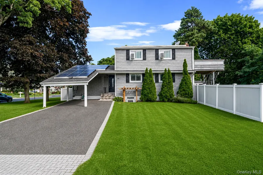 57 Pearl ST, Deer Park, NY 11729