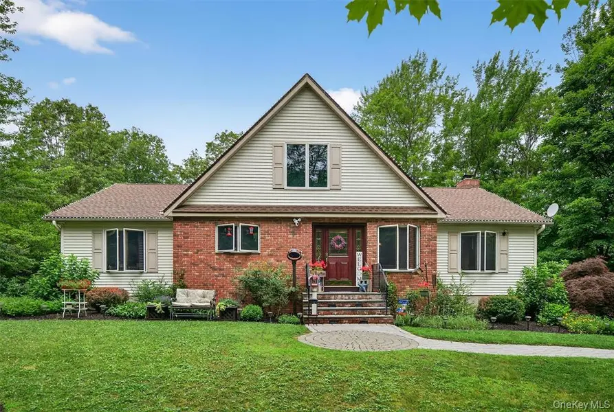 189 School House RD, Middletown, NY 10940