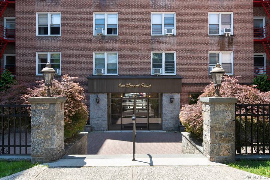 1 vincent RD #1c, Bronxville, NY 10708