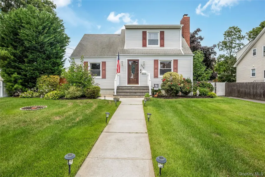 338 Southside AVE, Freeport, NY 11520