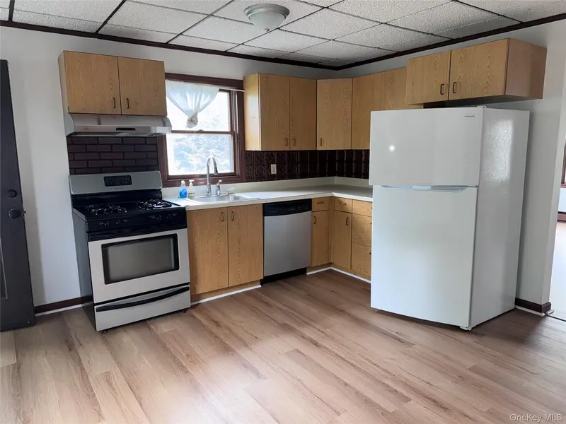 7 Grand ST #2, Warwick, NY 10990